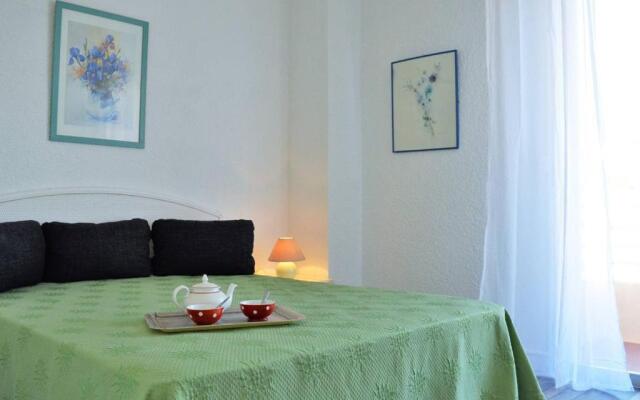 Appartement Le Lavandou, 2 pièces, 4 personnes - FR-1-251-287