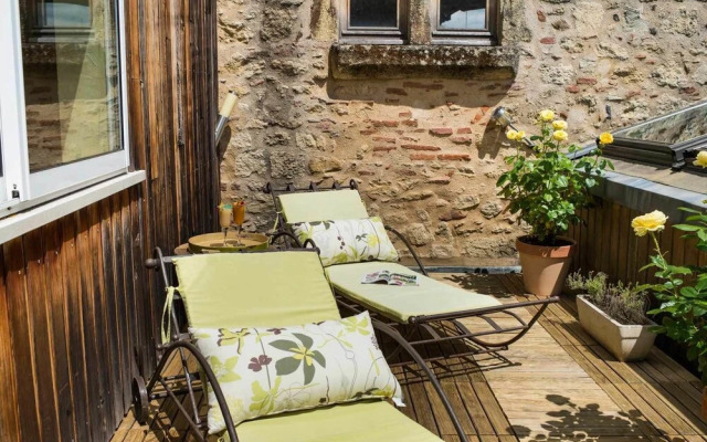 Les Feuilles dAcanthe