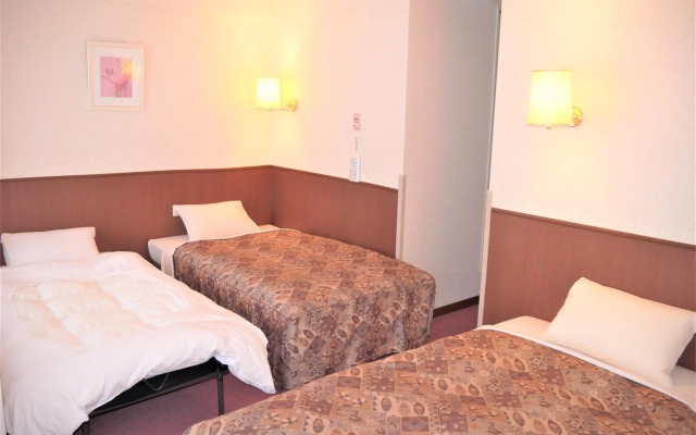 U Community Hotel