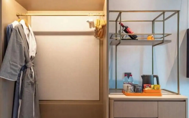 Dragon Executive Apartments