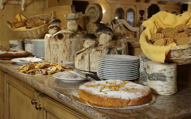 Tevini Dolomites Charming Hotel