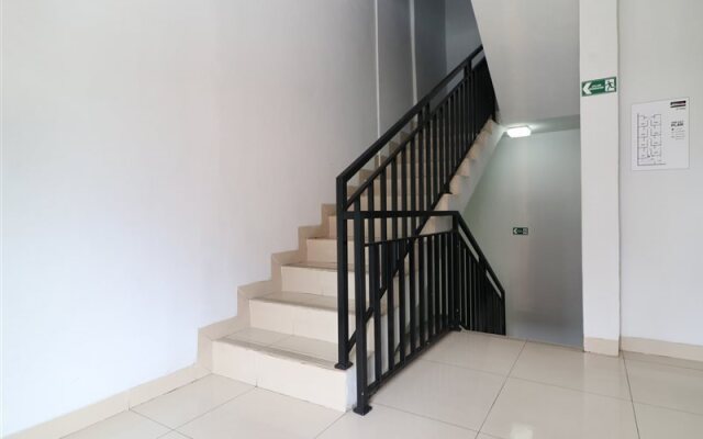 City Style Residence