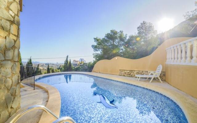 Villa - 4 Bedrooms with Sea views - 104991