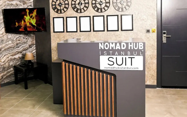 Nomad Hub Istanbul Suit