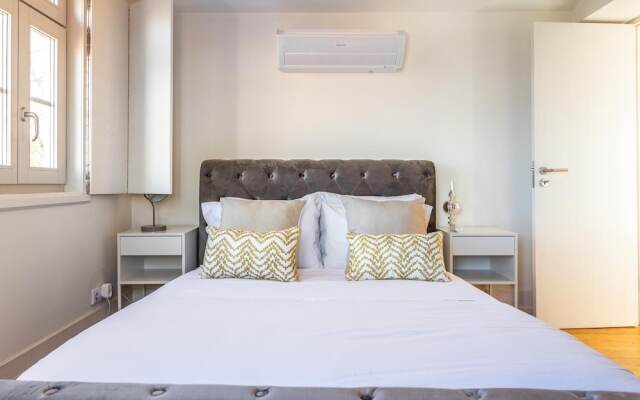 Gaia22 · Gaia's Deluxe Apartment 3 BD Stunning Views