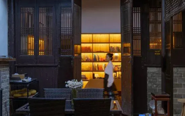 Yike Boutique Hotel