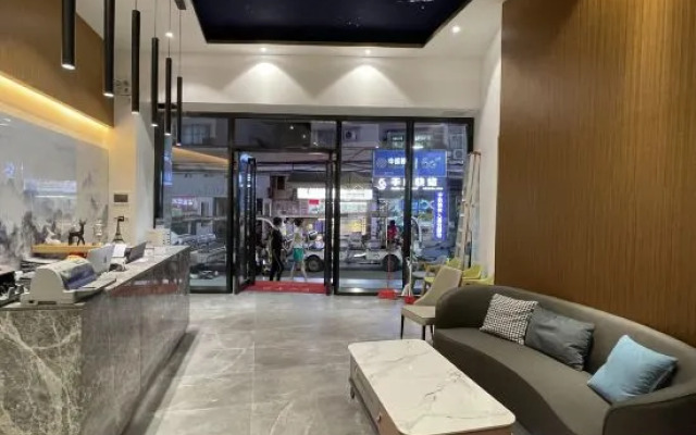 LangFeng Fengyuan Hotel