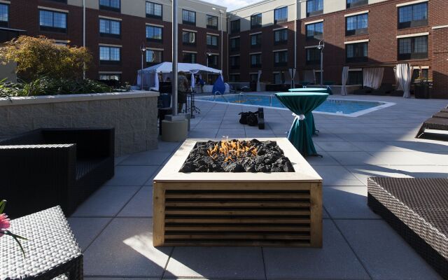 Hampton Inn & Suites Chapel Hill-Carrboro/Downtown