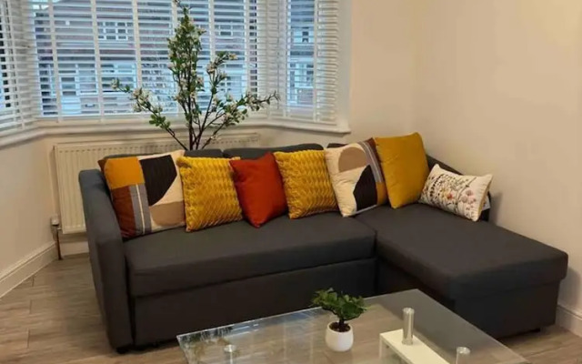 3-bed Home, Sleeps 8, Ideal for Large Groups