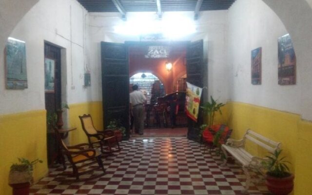Hotel Sol Colonial