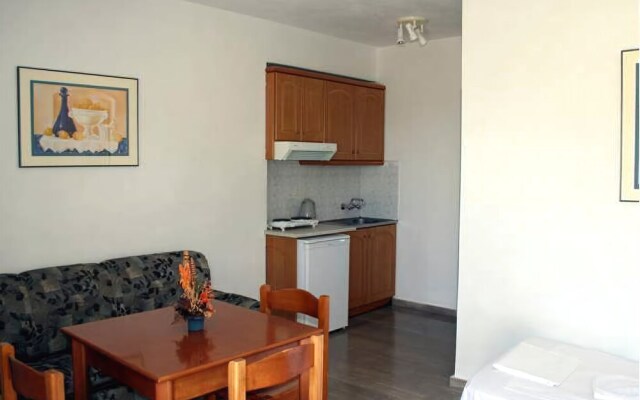 Akti Hotel & Apartments