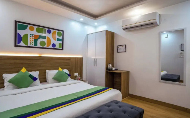 Treebo Accent Park and  Banquet