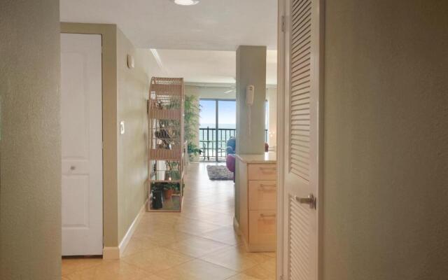 Land's End 11-406 Beach Front - Premier