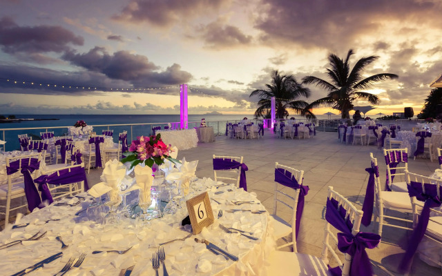 Sonesta Maho Beach All Inclusive Resort Casino & Spa