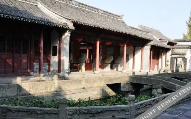 Juzhanglou Hotel