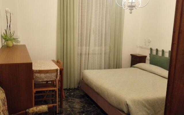 MinihouseLarissa diVerona