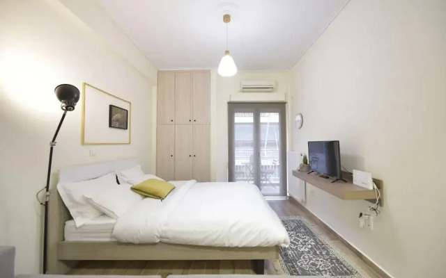 Live As A Greek in Artemis Apartment