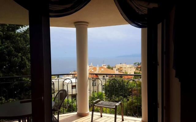 Apartment Villa Maria 10 with swimming pool