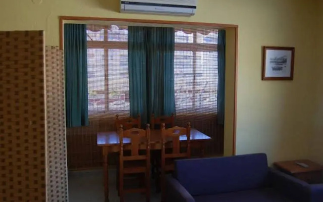 Apartamentos Jacinto Benavente