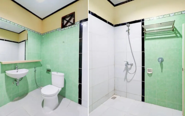 Townhouse Oak Legian Near Legian Beach Formerly Sayang Maha Merta