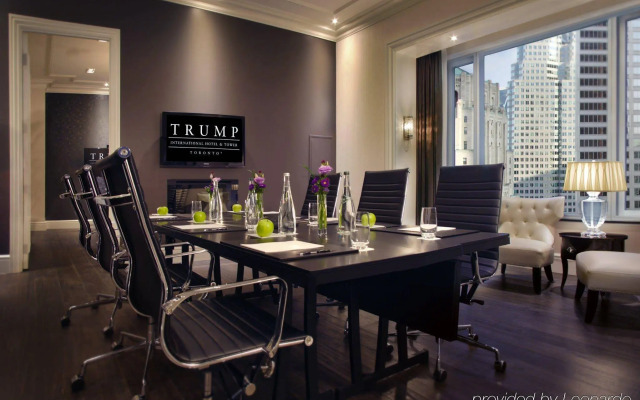 The St. Regis Toronto