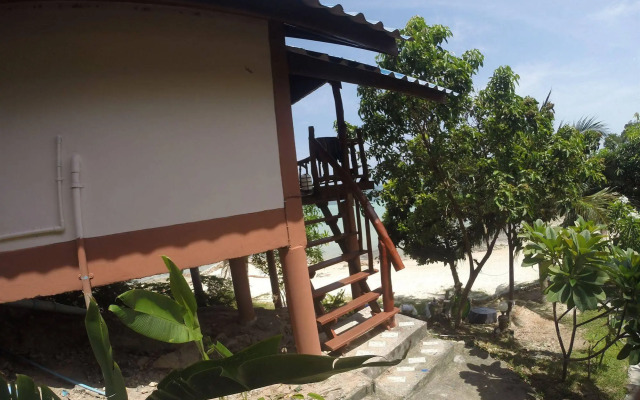 Moon Beach Resort