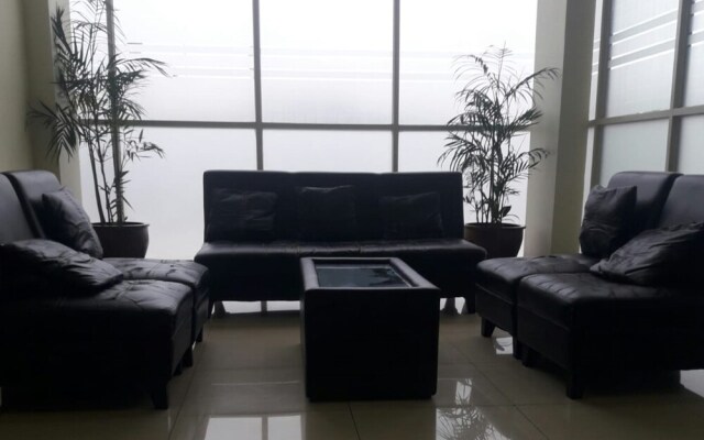 Modern Residence 3 by Hendra