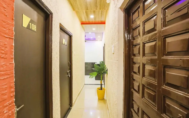 Fabhotel Universal Stay Inn