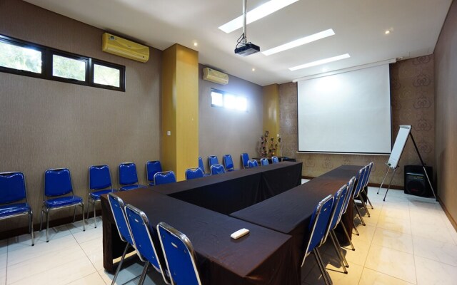 Hotel D'kanaka Riverview by OYO Rooms