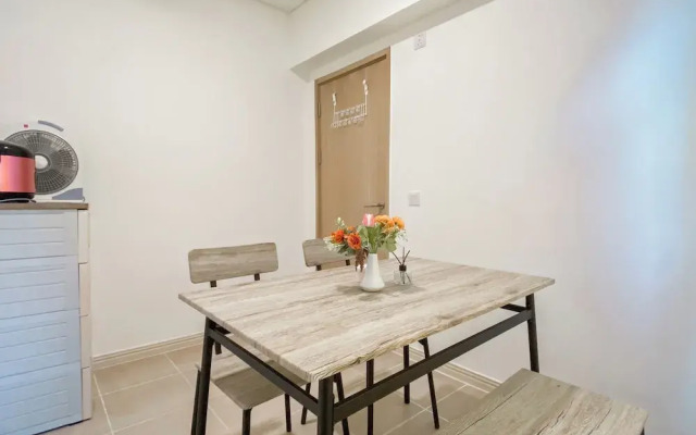 Warm And Homey 1Br At Meikarta Apartment
