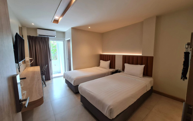 The Phoenix Hotel Bangkok