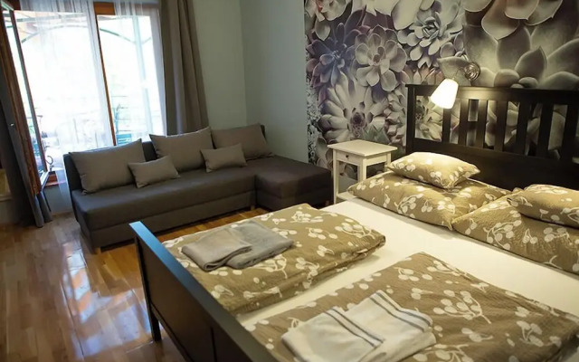 Hunyadi Panzió-Apartman