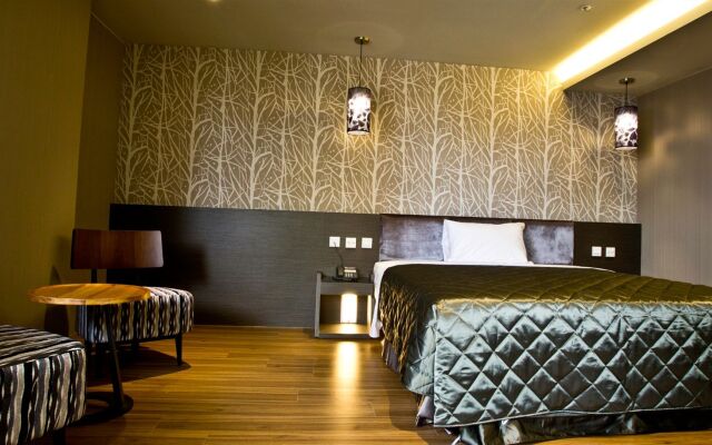 Fine Hotel