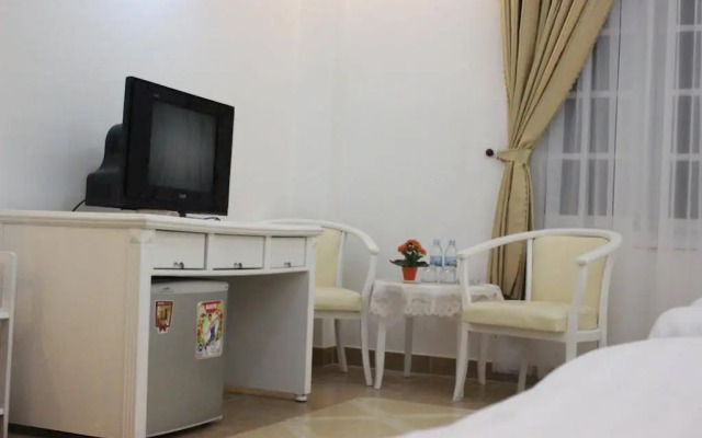 Pho Lanh Hotel
