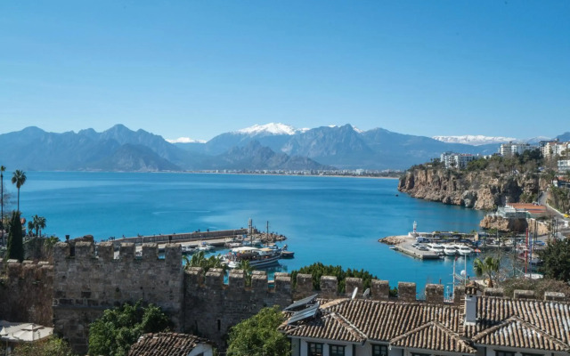 Mavi Avlu Old Town Apartments