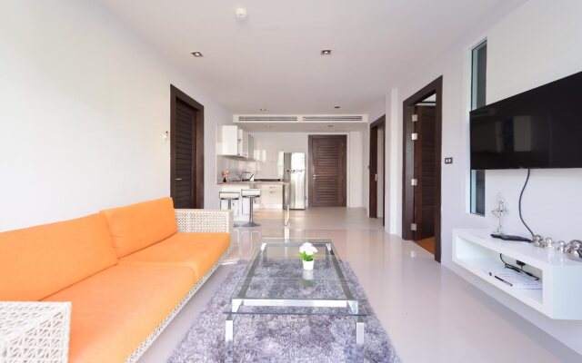 Emerald Terrace Patong by Goldenlegal