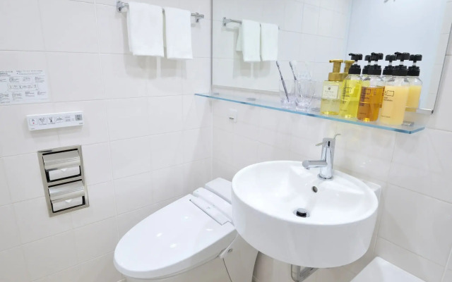 Hotel androoms Osaka Hommachi