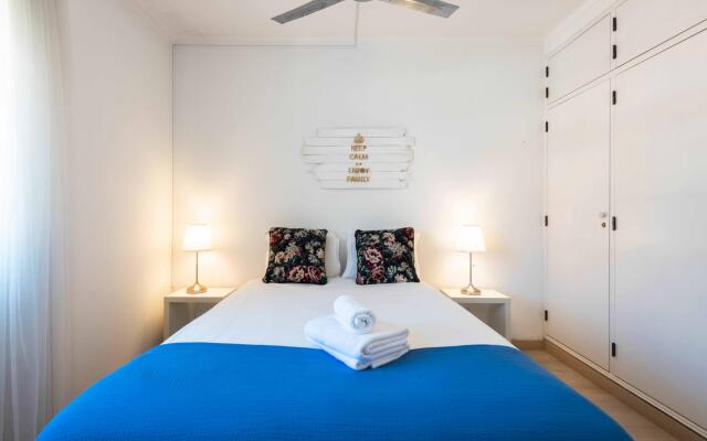 Sesimbra Stylish Villa by Homing