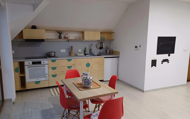 Bulhotel house with garden