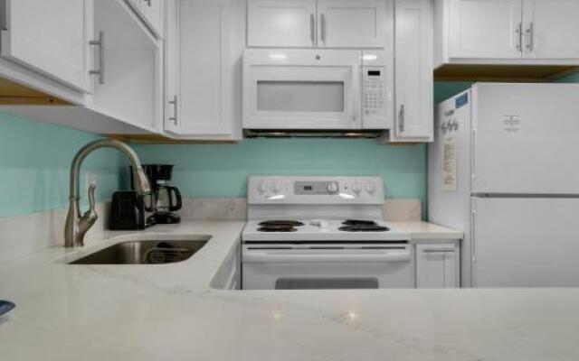 Summer Breeze Condominium 211