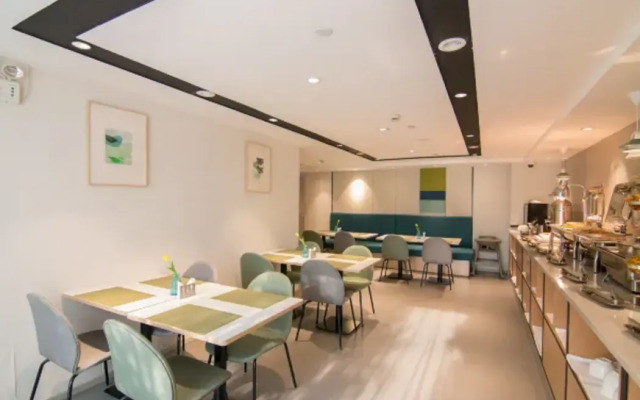 Homeinn Selected Hotel (Shanghai East China Normal University Wujing)