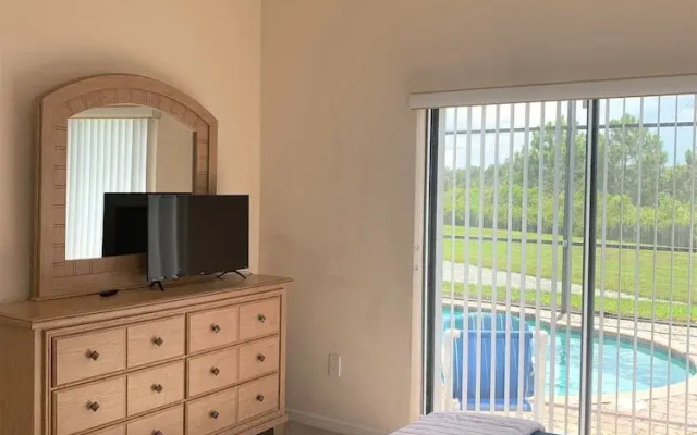 Caribbean Breeze 4 Bedrooms