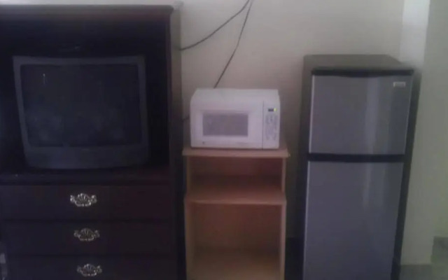 Tweetys 9 Diamond Inn