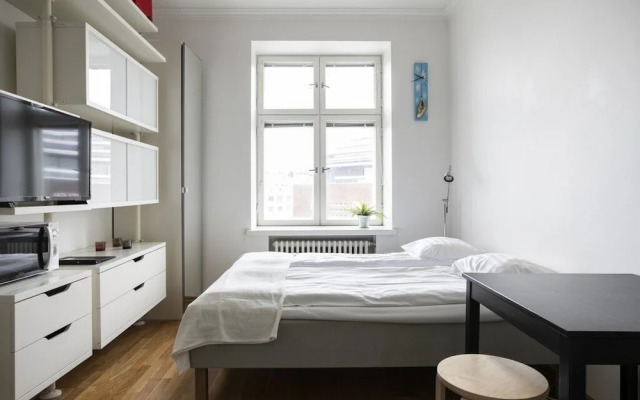 2ndhomes Bright Top Floor Studio in Fredrikinkatu
