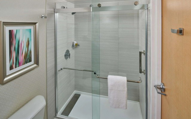 DoubleTree by Hilton Irvine - Spectrum