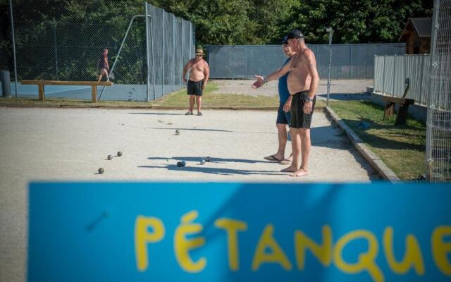 Camping Paradis Le Pearl