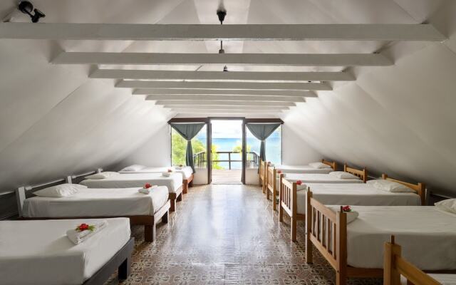 Oarsman's Bay Lodge