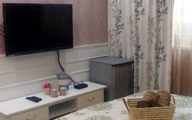 Sally's Boutique House