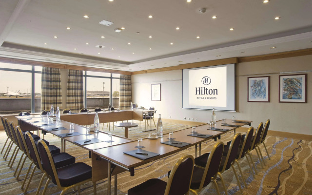 Hilton Paris Charles de Gaulle Airport