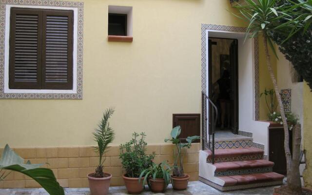 Cous Cous Apartments